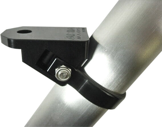 A Pillar Light Clamp Attachment
