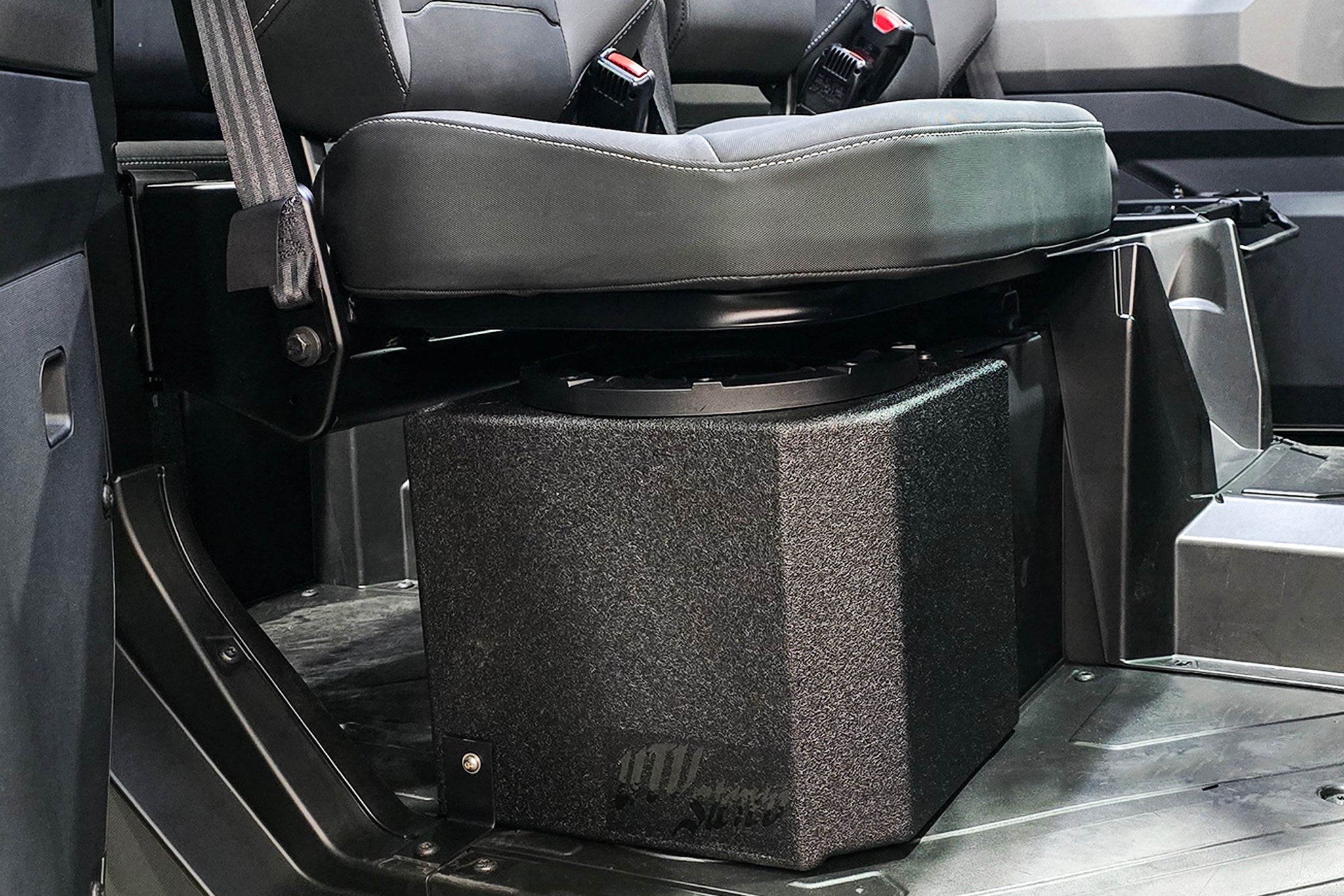 Polaris® Ranger 1500 10" Subwoofer Enclosure  Unloaded | UTVS-RNG-ENC-PASS